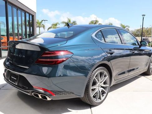 Used 2023 Genesis G70 2.0T image 3