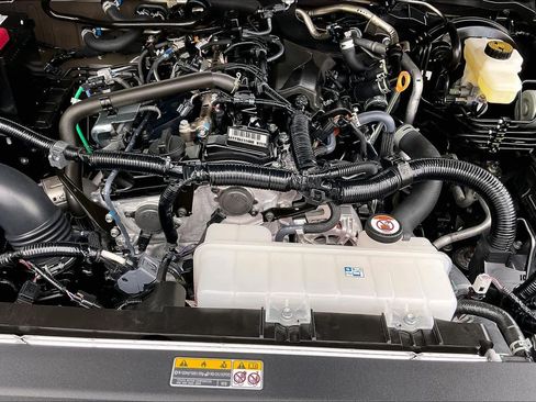 New 2025 Toyota Tacoma SR5 image 17