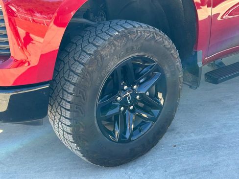 Used 2024 Chevrolet Silverado 1500 LT Trail Boss image 9