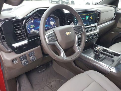 Certified 2024 Chevrolet Silverado 1500 LTZ image 12