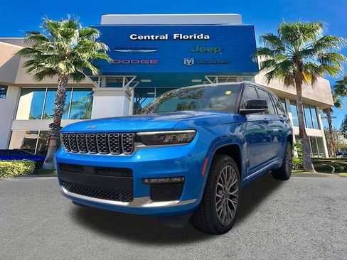Certified 2023 Jeep Grand Cherokee L Summit w/ Advanced Protech Group IV RWD image 9