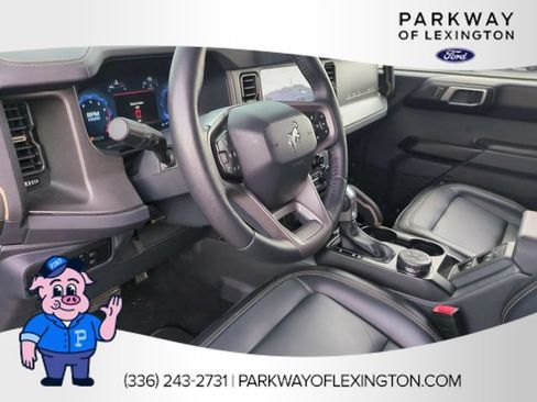 Used 2025 Ford Bronco Badlands AWD/4WD image 16