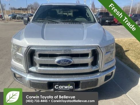 Used 2015 Ford F150 XLT w/ Trailer Tow Package image 9