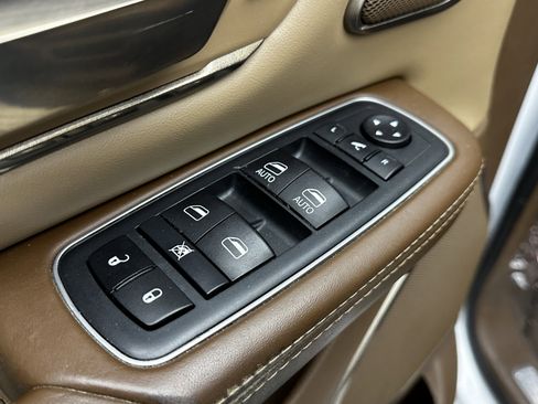 Used 2020 RAM 1500 Limited image 12