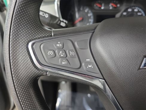 Used 2020 Chevrolet Equinox LS w/ LS Convenience Package image 16