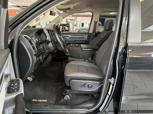 Used 2020 RAM 1500 Big Horn AWD/4WD image 9