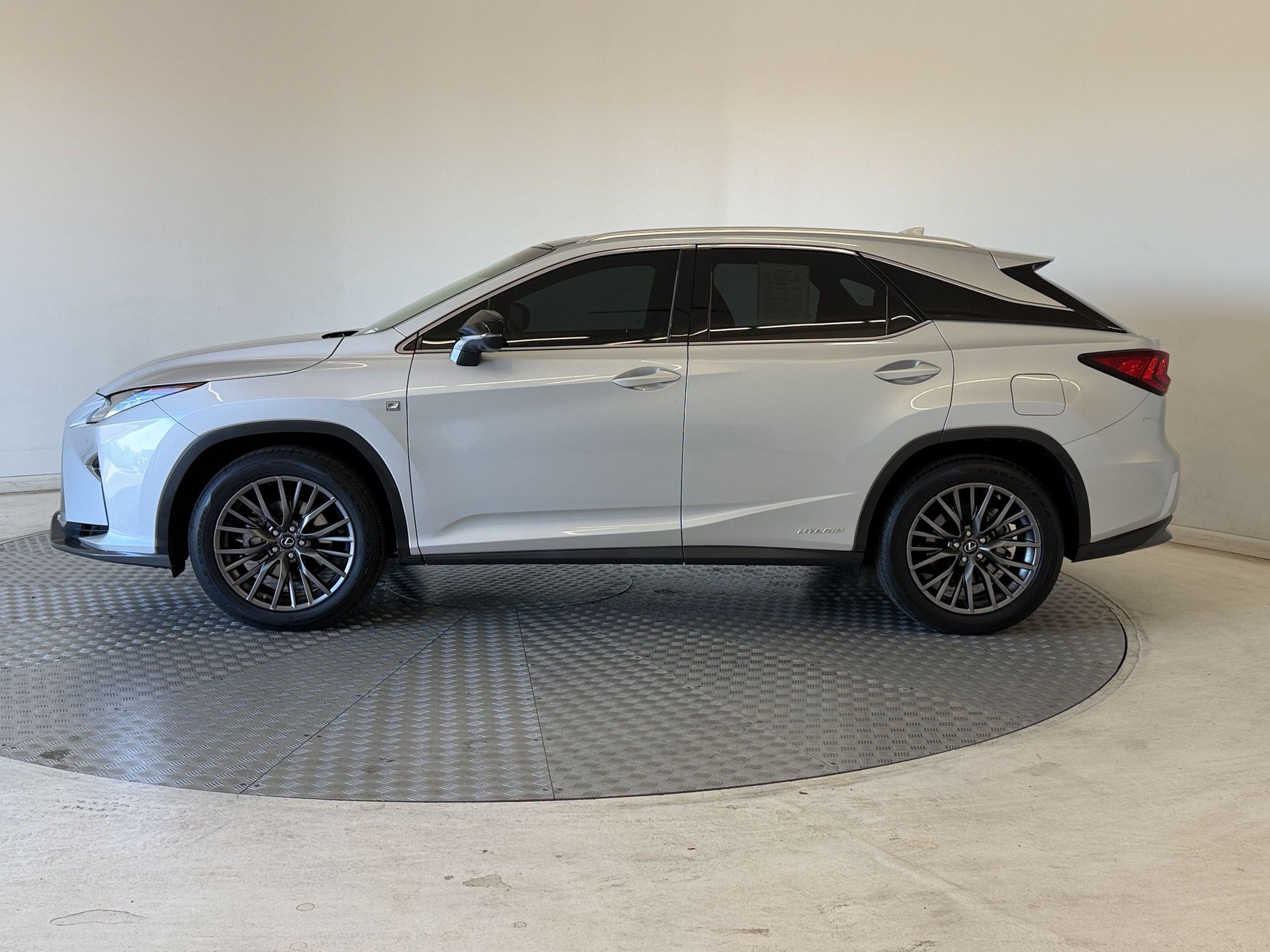 Used 2016 Lexus RX 450h F Sport w/ Cold Weather Package AWD/4WD image 2