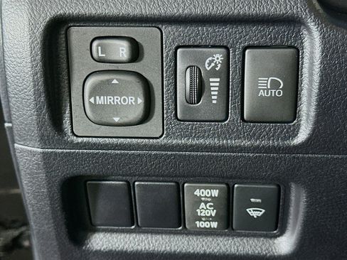 Used 2024 Toyota 4Runner TRD Off-Road Premium image 17