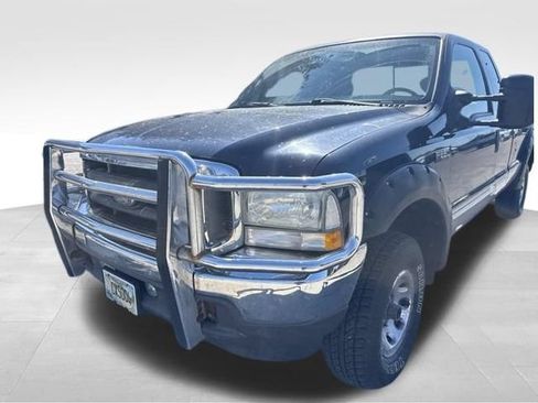 Used 2002 Ford F250 XLT AWD/4WD image 5