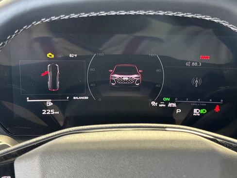 Used 2025 Audi SQ5 Premium Plus AWD/4WD image 27