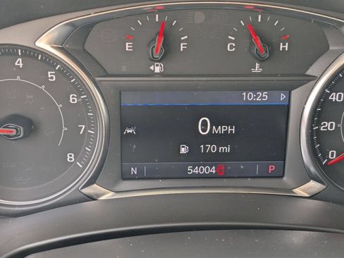 Used 2024 GMC Terrain SLT FWD image 19