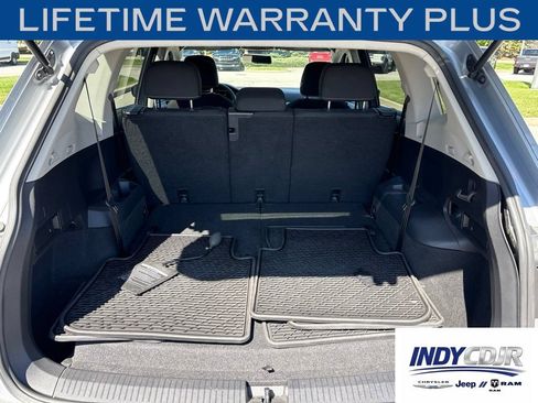 Used 2022 Volkswagen Tiguan S FWD image 11