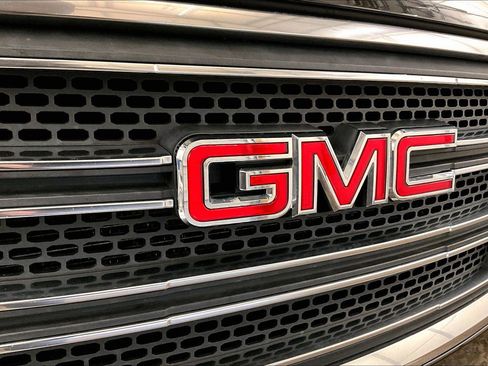 Used 2016 GMC Acadia SLT w/ Open Road Package image 31