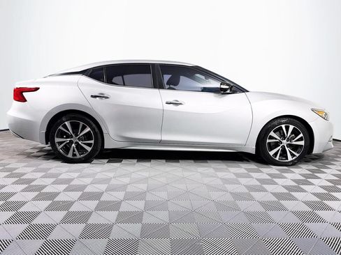 Used 2016 Nissan Maxima Platinum FWD image 26
