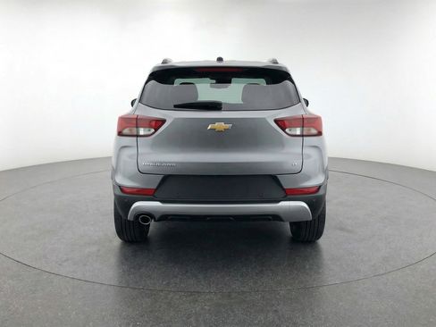 Used 2025 Chevrolet TrailBlazer LT w/ Driver Confidence Package AWD/4WD image 7