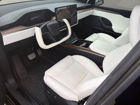 Used 2022 Tesla Model X AWD/4WD image 14