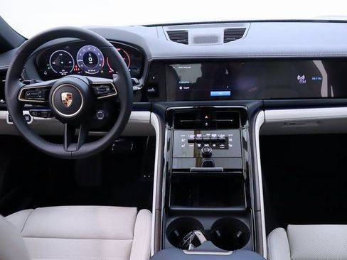 Used 2024 Porsche Panamera 4 AWD/4WD image 4