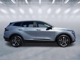Used 2024 Kia Sportage EX image 3