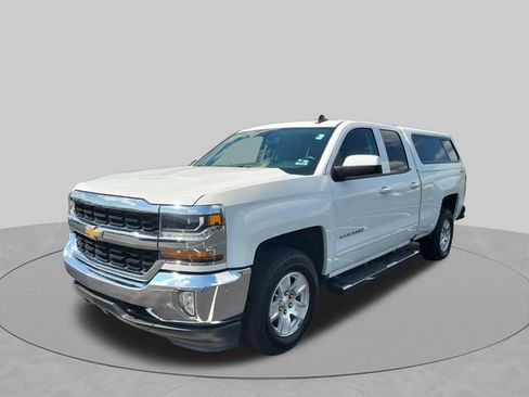Used 2017 Chevrolet Silverado 1500 LT w/ All Star Edition AWD/4WD image 11