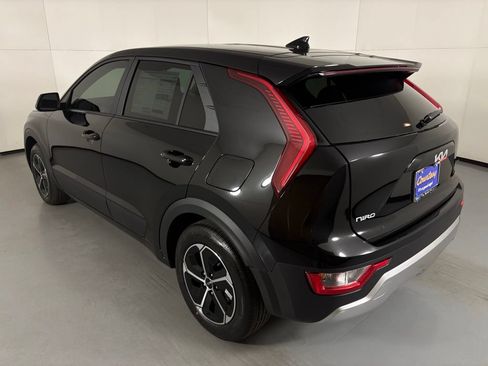 New 2026 Kia Niro LX FWD image 6