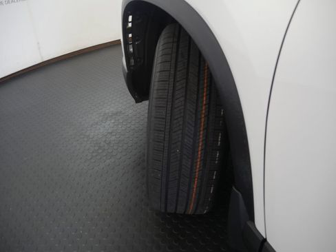 Used 2023 Honda Pilot EX-L image 16