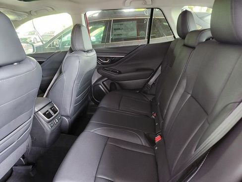 New 2025 Subaru Outback Limited image 8