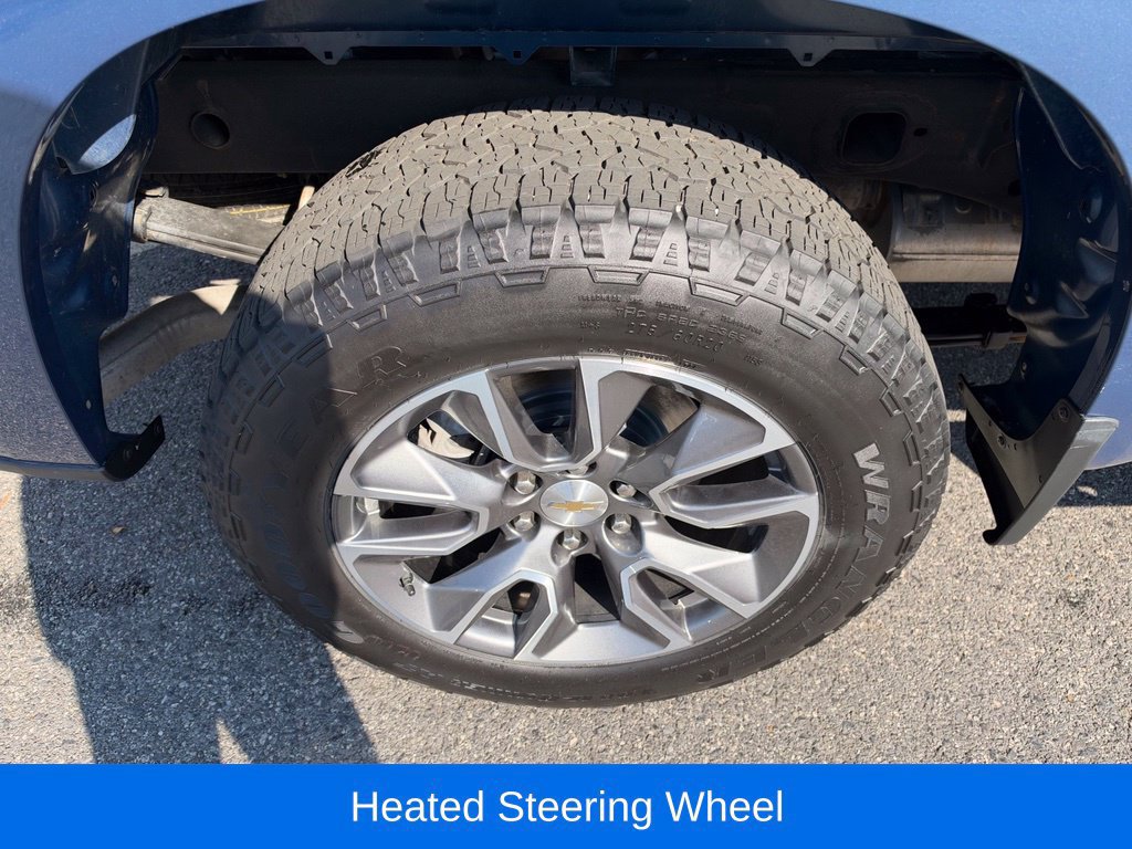 Used 2024 Chevrolet Silverado 1500 LT AWD/4WD image 16
