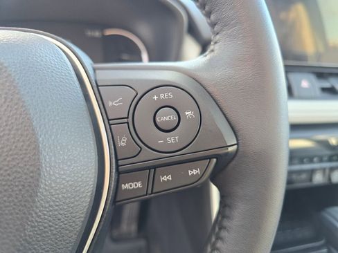 Used 2023 Toyota RAV4 XLE image 26