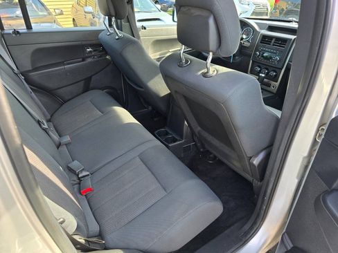 Used 2012 Jeep Liberty Sport AWD/4WD image 23