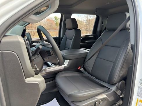 New 2026 Chevrolet Silverado 3500 LTZ w/ LTZ Convenience Package AWD/4WD image 26
