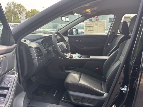 New 2026 Nissan Rogue SV w/ Cold Weather Package FWD image 14