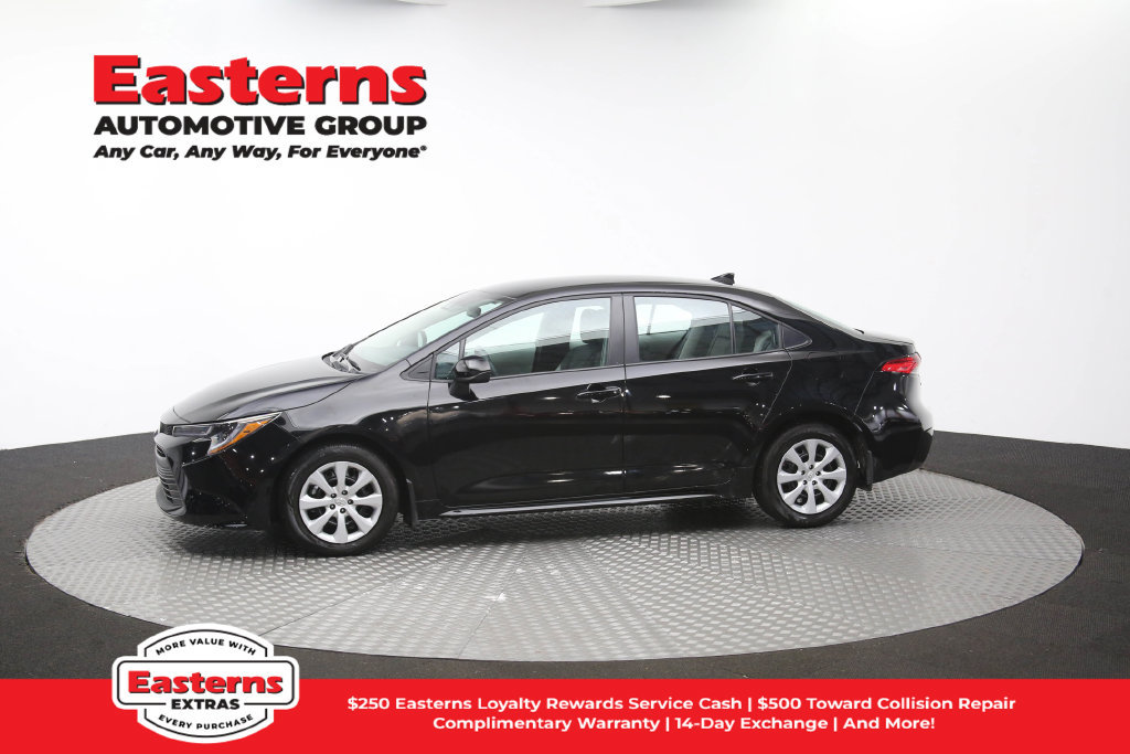 Used 2026 Toyota Corolla LE FWD image 59