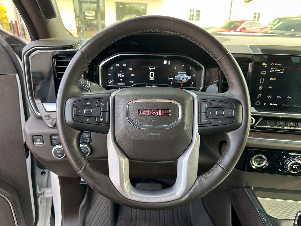 Used 2023 GMC Sierra 1500 SLT w/ SLT Premium Package AWD/4WD image 14