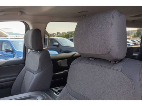 Used 2025 Ford Expedition Max Active AWD/4WD image 17