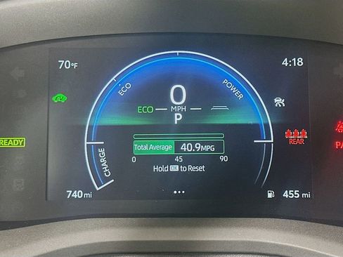 Used 2025 Toyota Camry SE image 12