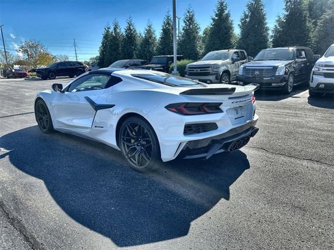Used 2024 Chevrolet Corvette Z06 w/ Stealth Interior Trim Package image 6