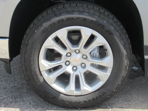 New 2025 Chevrolet Silverado 1500 LTZ image 8