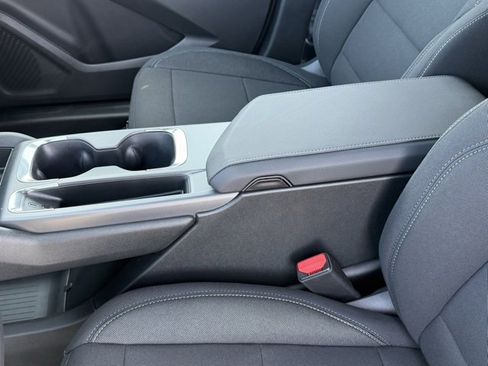 New 2026 Chevrolet Equinox EV LT image 34