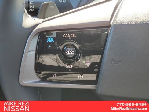 New 2026 Nissan Leaf Platinum+ w/ Cargo Package (Platinum+) FWD image 15