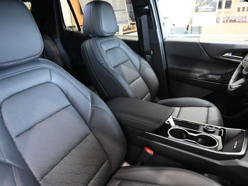 New 2026 Chevrolet Equinox LT FWD image 8