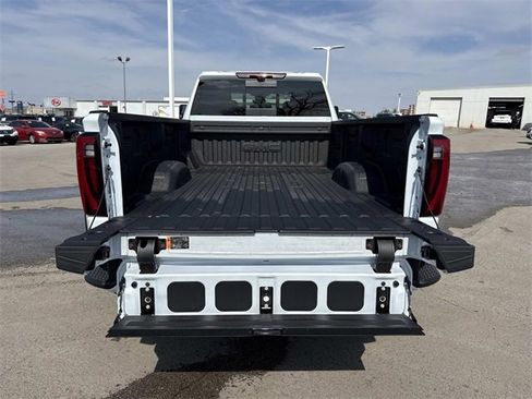 New 2026 GMC Sierra 3500 Denali w/ Denali Reserve Package image 8