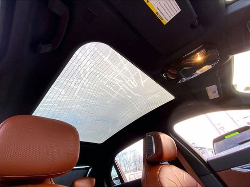 Certified 2023 BMW 760i xDrive image 13