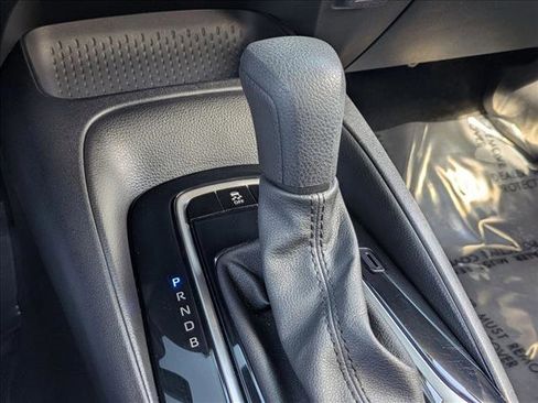 Certified 2023 Toyota Corolla LE image 11