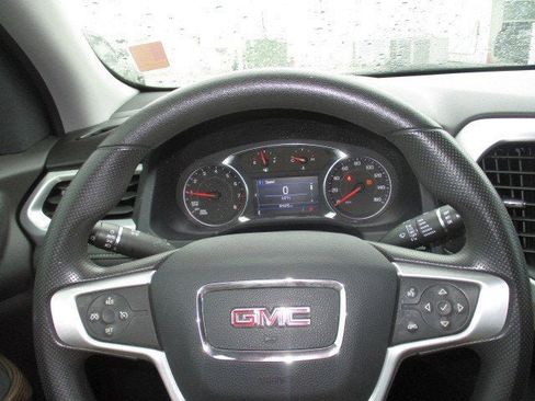 Used 2021 GMC Acadia SLE image 43