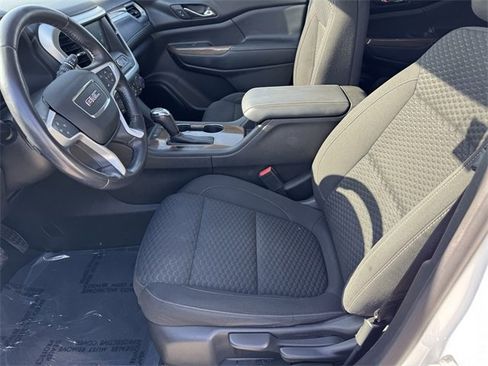 Certified 2018 GMC Acadia SLE image 11