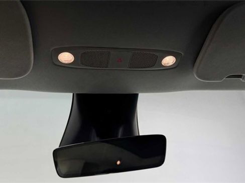 Used 2024 Tesla Model Y Long Range image 28