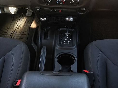 Used 2014 Jeep Wrangler Sport AWD/4WD image 18