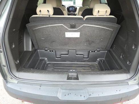 Used 2022 Chevrolet Traverse LT AWD/4WD image 35