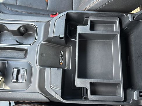 Used 2023 GMC Sierra 1500 AT4 w/ AT4 Premium Package image 32