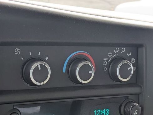 New 2024 GMC Savana 3500 w/ Power Convenience Package image 20